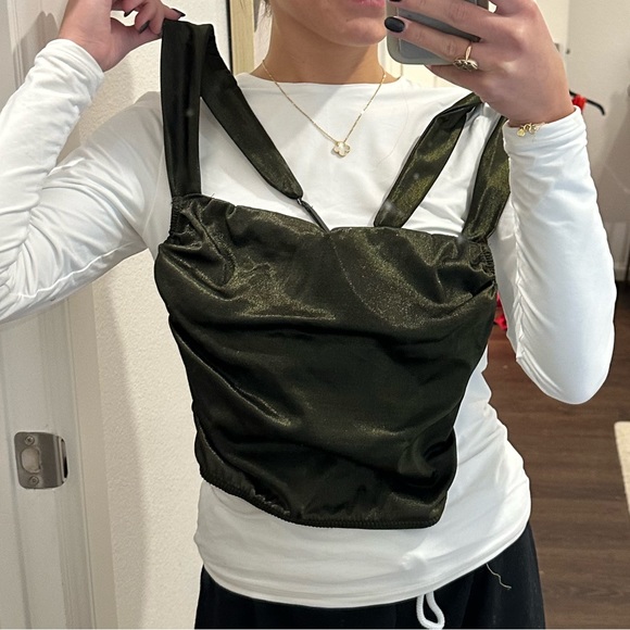 Medium Halter crop top from Urban Outfitters never worn!! - Picture 2 of 2